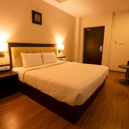 Hotel Grand Arcadia Tiruchirappalli Zewnętrze zdjęcie