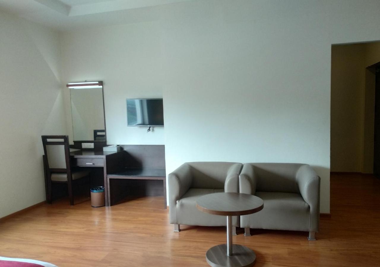 Hotel Grand Arcadia Tiruchirappalli Zewnętrze zdjęcie