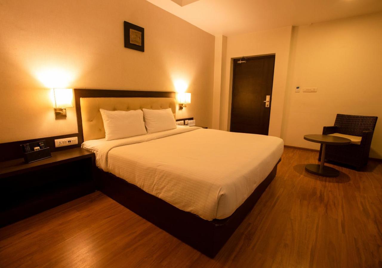 Hotel Grand Arcadia Tiruchirappalli Zewnętrze zdjęcie