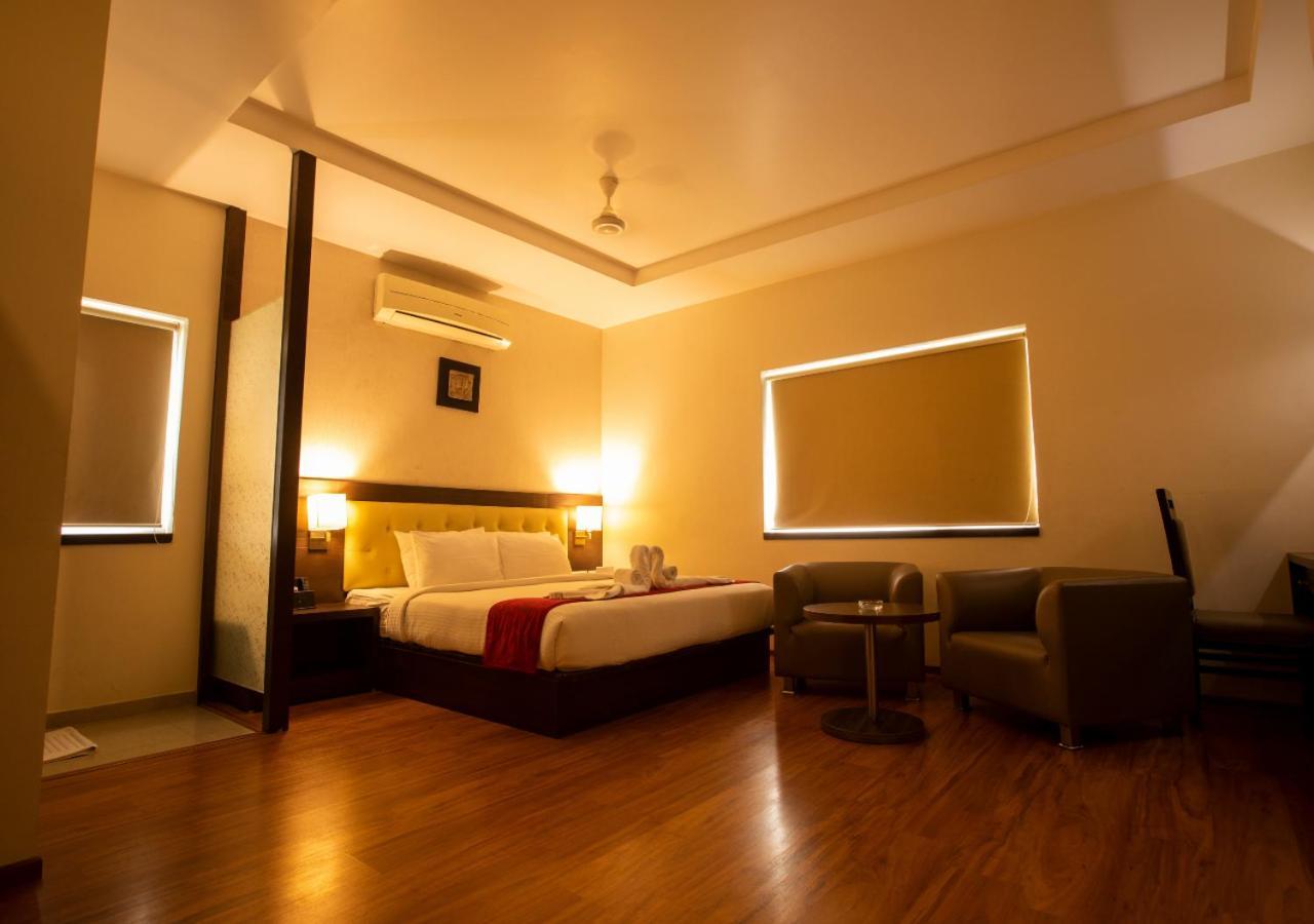 Hotel Grand Arcadia Tiruchirappalli Zewnętrze zdjęcie