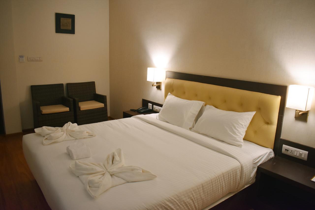 Hotel Grand Arcadia Tiruchirappalli Zewnętrze zdjęcie